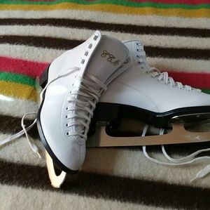 CCM Figure Skates